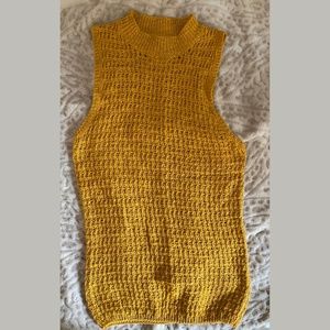 Billabong Sleeveless Knit Sweater, Large, Mustard
